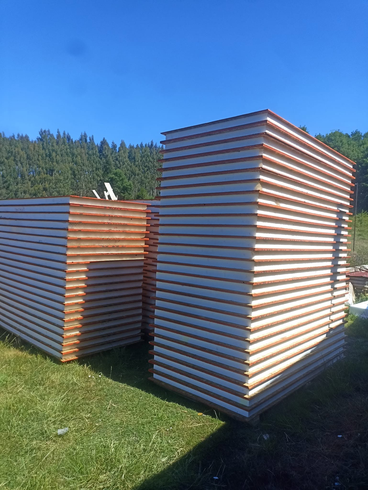 Fabricación de paneles SIP en HAMP